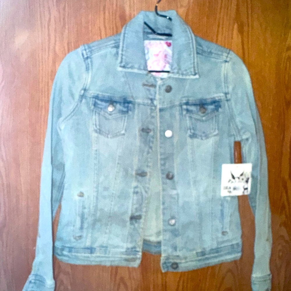 Brand new with tags dear Amanda Bynes denim jacket
